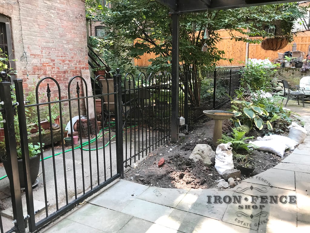 A 4ft tall x 4ft Wide Iron Gate and Fence in Hoop and Picket Style