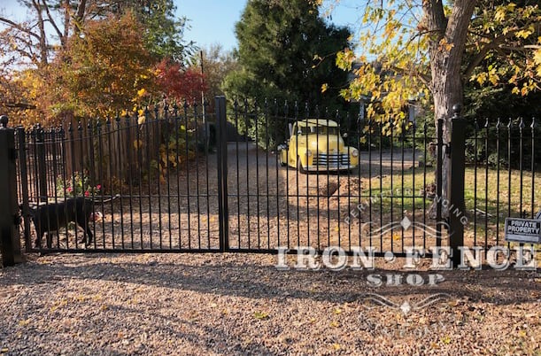 16ft Wide Iron Estate Driveway Gate in Classic Style and a 5ft to 6ft Arch